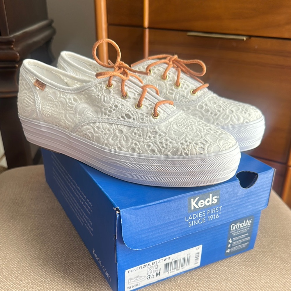 Keds triple floral eyelet white sneakers new in box